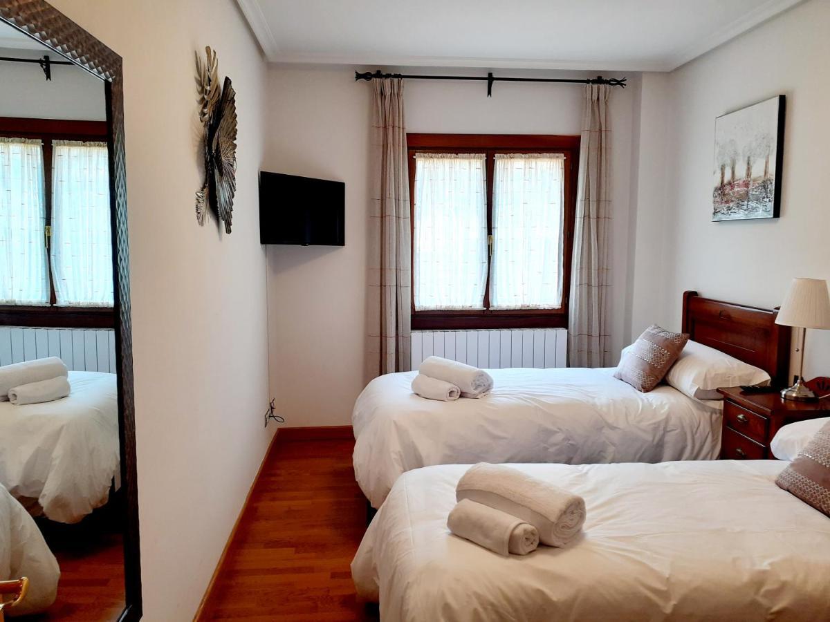 Apartamento Con Jardin Marbles Ezcaray Ngoại thất bức ảnh